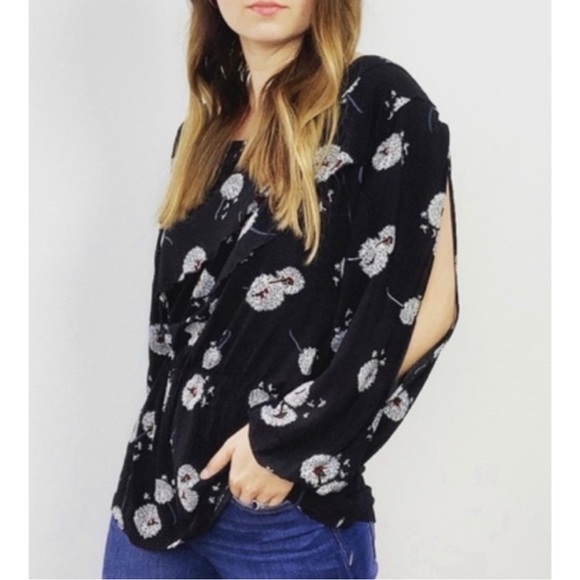 Anthropologie Deletta Black Wished Blooms Crewneck Open 3/4 Sleeve Blouse Top - Picture 3 of 9
